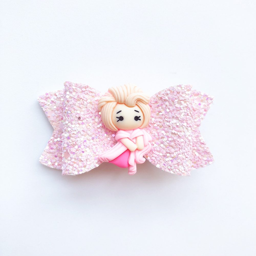 frozen-elsa-in-pink-girls-hair-bow-1a