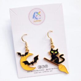 cat-on-a-broomstick-halloween-earrings-1