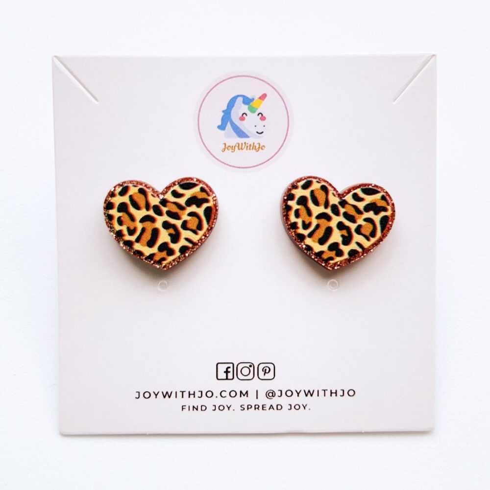 leopard-print-love-heart-valentines-day-stud-earrings-1b