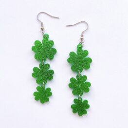 glitter-acrylic-lucky-clovers-trio-st-patricks-day-earrings-1
