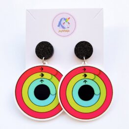 queen-of-the-rings-funny-earrings-1