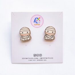 cute-little-mummy-halloween-earrings