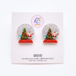 cute-stud-earrings-snow-globe-santa-christmas-earrings-1