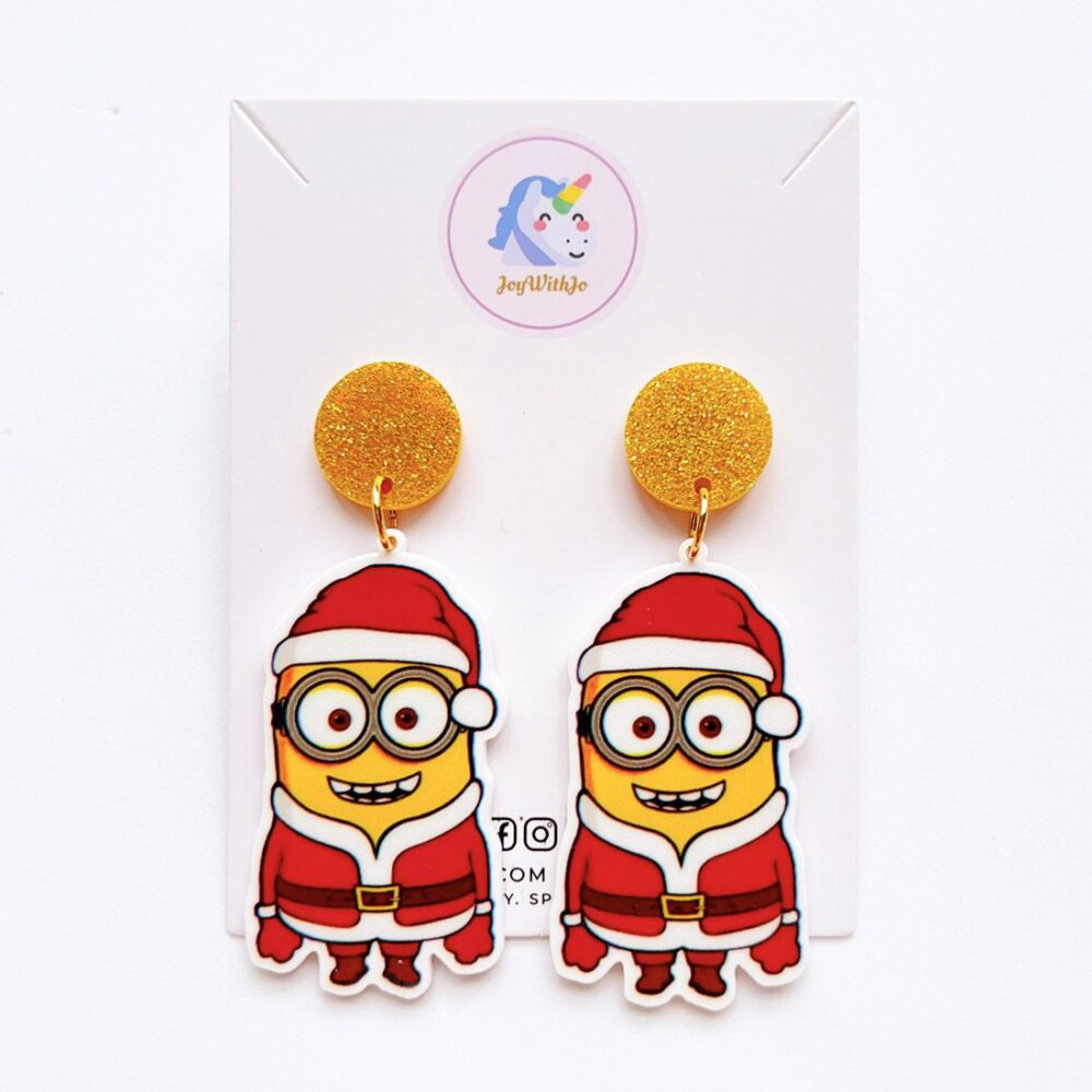 santa-minion-christmas-earrings