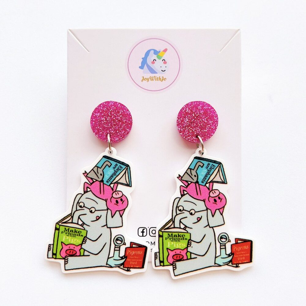 cute-elephant-and-piggie-book-earrings-teacher-earrings