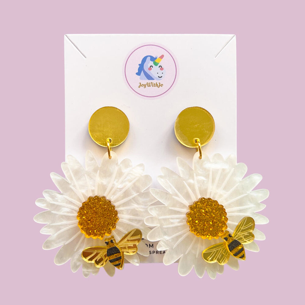 acrylic-earrings-smell-the-flowers-floral-earrings