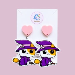 too-cute-witch-cat-on-broomstick-halloween-earrings-purple