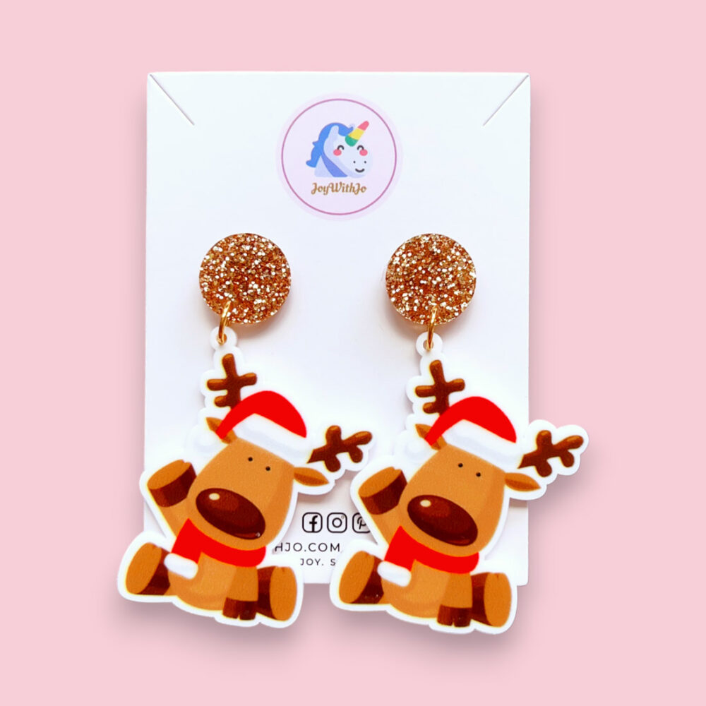 say-hello-cute-reindeer-christmas-earrings