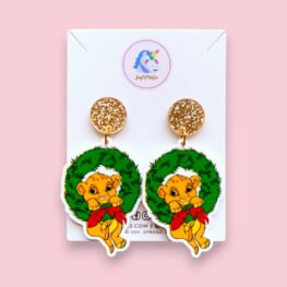 too-cute-lion-king-simba-christmas-wreath-christmas-earrings