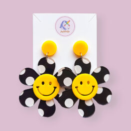 smile-and-be-happy-floral-earrings-acrylic-earrings-black