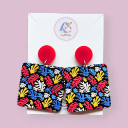 elegant-leaf-pattern-embossed-floral-earrings