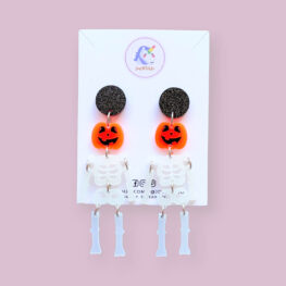 funny-glow-in-the-dark-skeleton-halloween-earrings