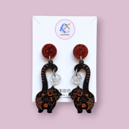 too-cute-acrylic-black-cat-halloween-earrings