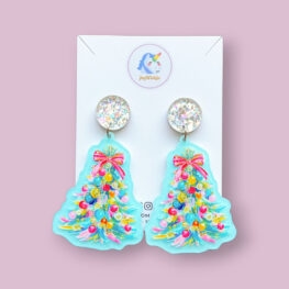 patricia-acrylic-christmas-tree-earrings