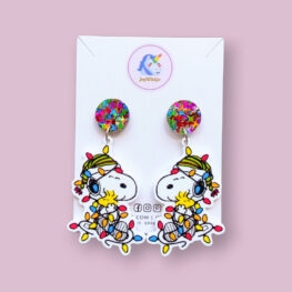 too-cute-snoopy-and-woodstock-christmas-earrings