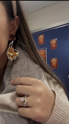 Click to view full screen Too Cute Character Eevee Earrings photo review